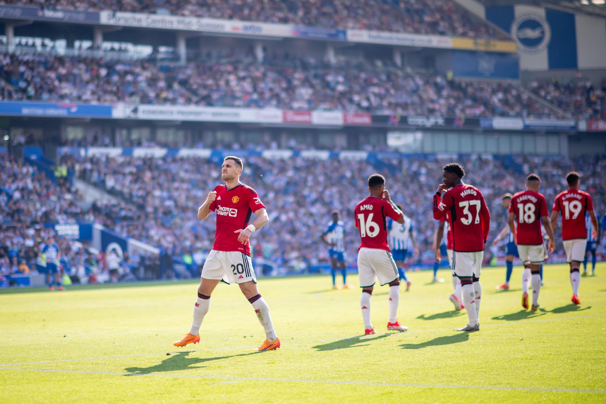 对于穆罕默 对于穆罕默