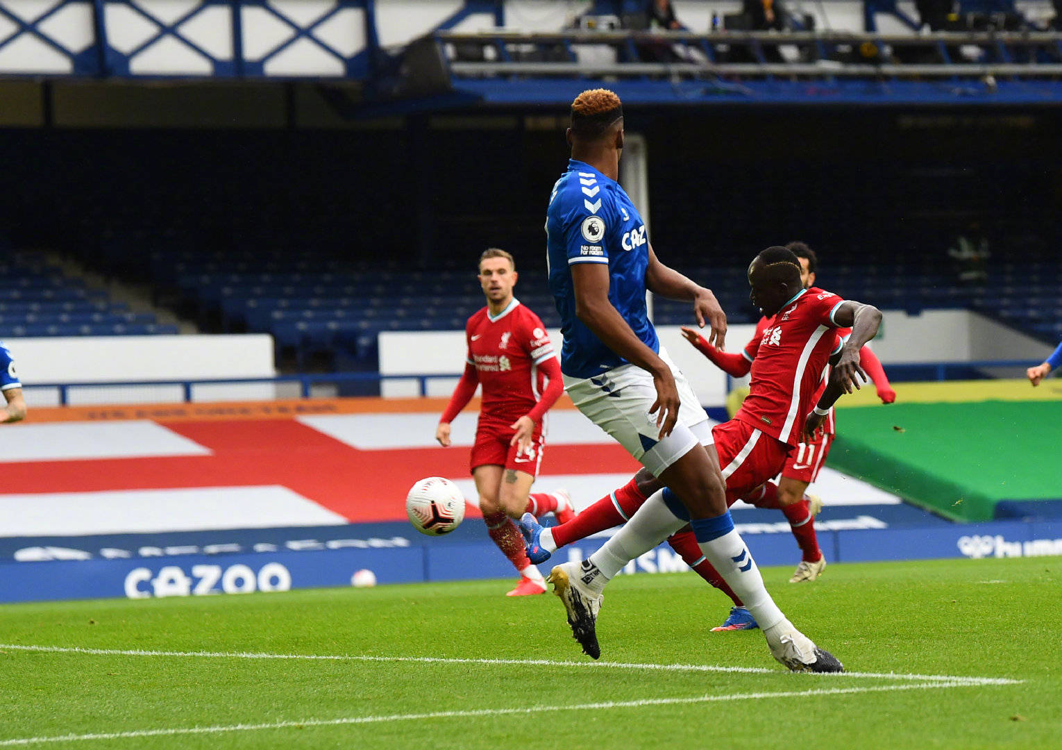 教练的应变 教练的应变